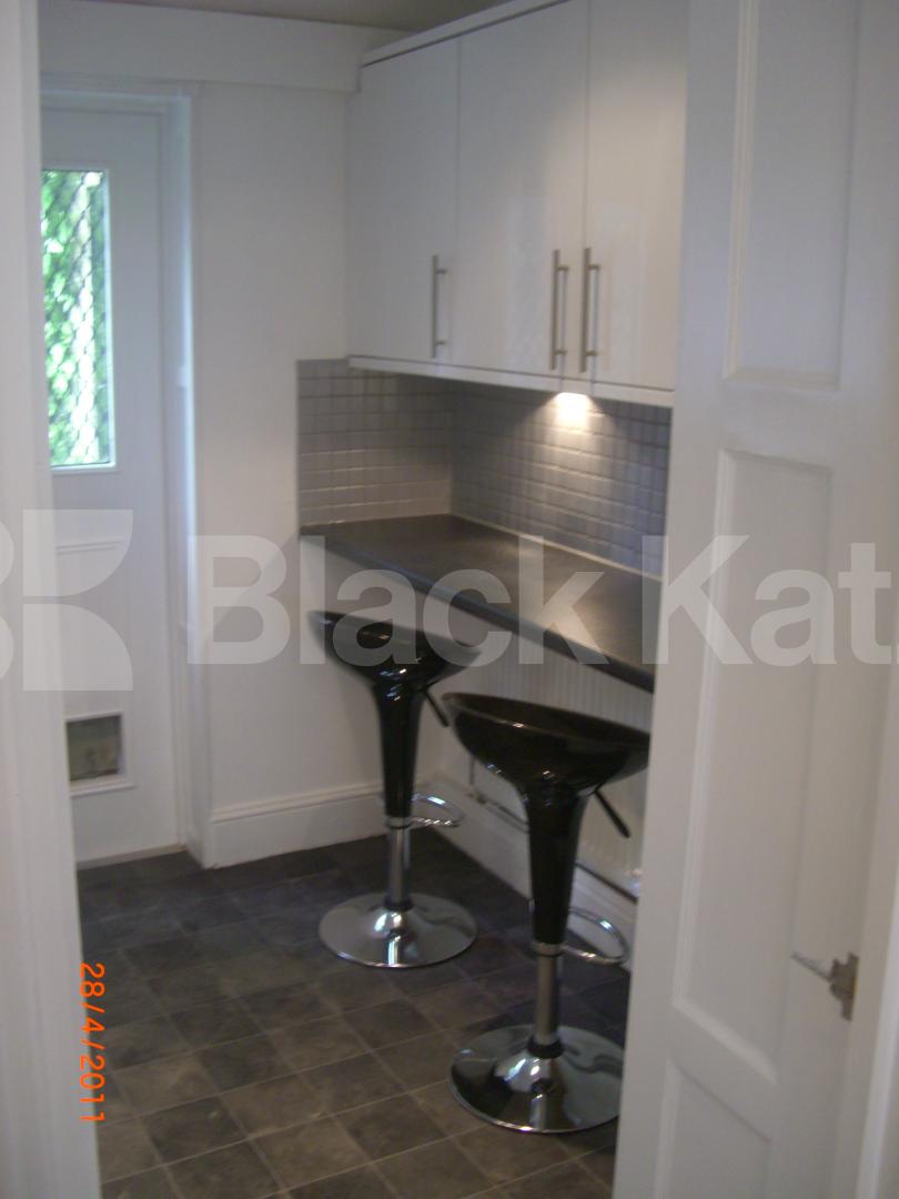 			Under Offer, 1 Bedroom, 1 bath, 1 reception Flat			 Agar Grove, CAMDEN SQUARE